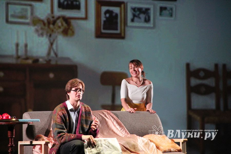 Нестандарт на сцене Великолукского драмтеатра