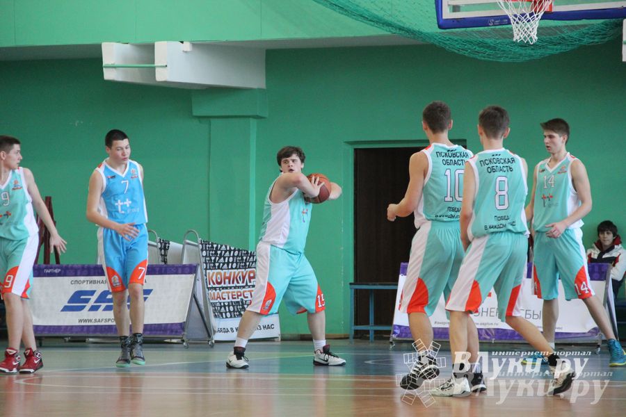 Игра за 3 место ПТПЛ, Псков — СОШ Гдов (юноши)