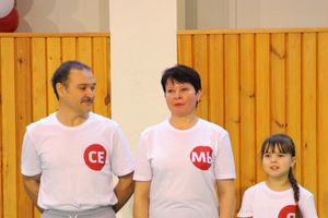 Великолучане одержали победу в зональном этапе «Папа, мама, я – спортивная семья» (ФОТО)