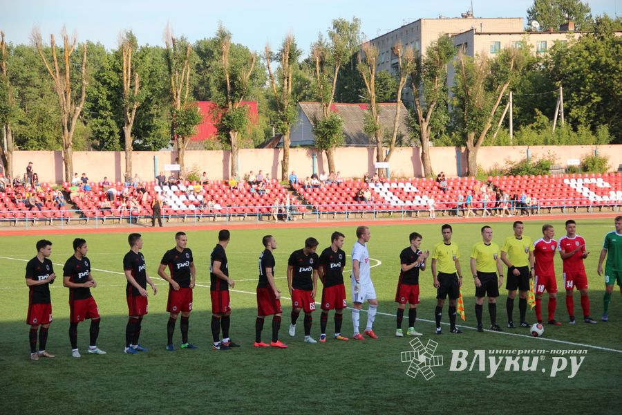 Хороший футбол без забитых мячей — «Луки-Энергия» сыграла с «Локомотив-Казанка» (ФОТО)