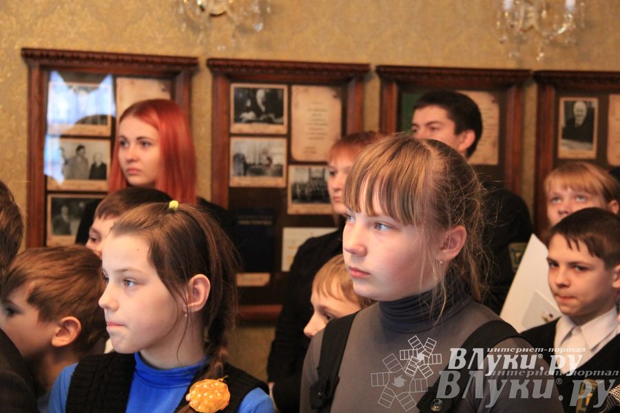 В Великих Луках почтили память академика Виноградова