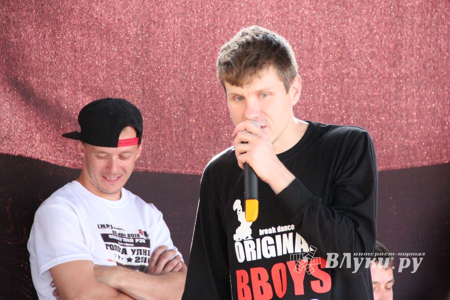«ORIGINAL BBOYS CYPHERS» в Великих Луках (ФОТО+ВИДЕО)