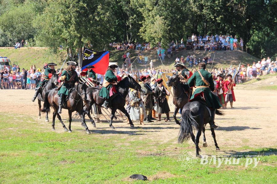Великолукская Крепость соединила прошлое и настоящее (ФОТО)