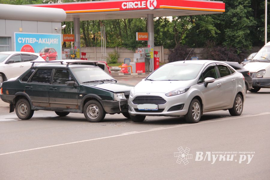 ДТП на пр. Гагарина (ФОТО)