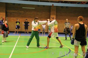 В Великих Луках прошел мастер-класс по кикбоксингу (фото)