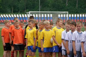 В Великих Луках стартовал региональный этап турнира по футболу «Локобол-2014»