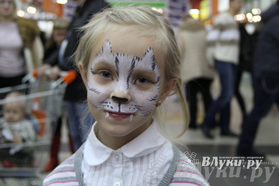 Ночь распродаж в ТЦ «Апельсин»