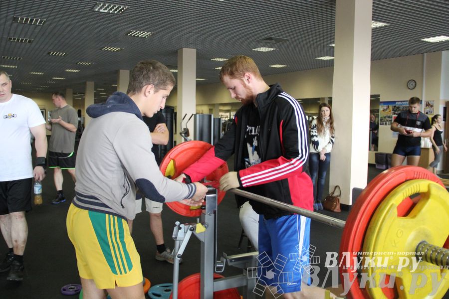 Первенство города по классическому жиму штанги и армлифтинг