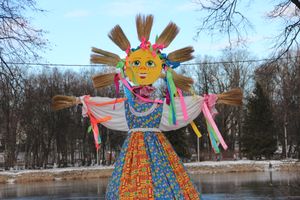 Масленичные гуляния прошли в Великих Луках (ФОТО)