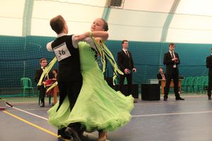 В Великих Луках прошел турнир по спортивным бальным танцам (ФОТО)