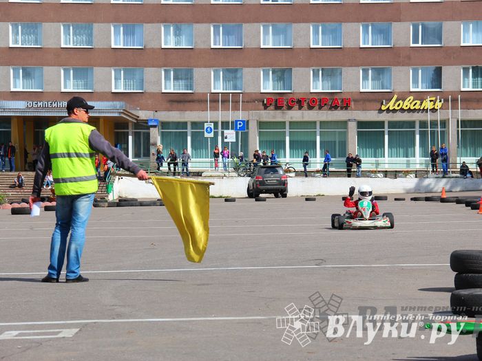 ​Великолучанин Николай Маркевич стал серебряным призером чемпионата г. Великие Луки по картингу (фото)