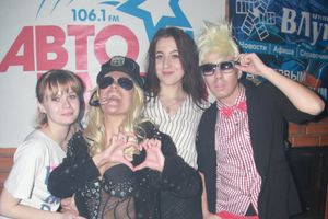 Радиостанции «Авторадио Великие Луки» и «Европа Плюс Великие Луки» отметили свой профессиональный праздник (фото)