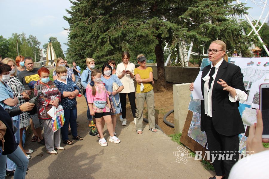 Великолучанам рассказали детали обновления парка (ФОТО)