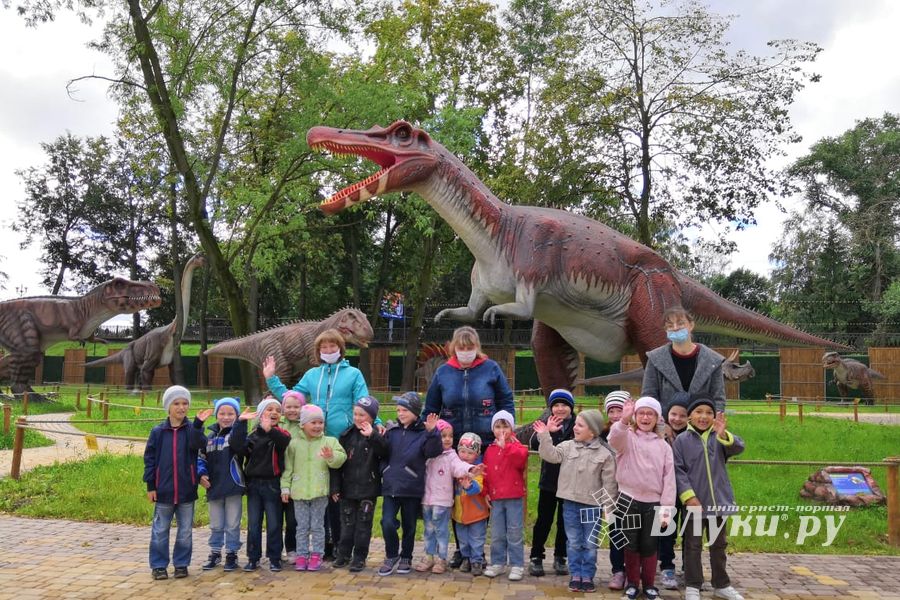 В парке Великих Лук устроили праздник детям (ФОТО)