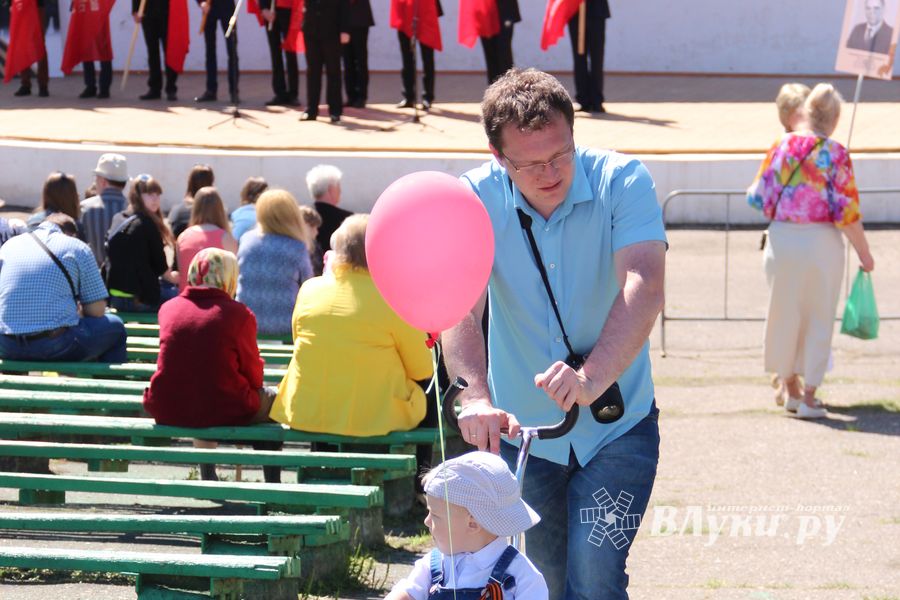 Великолучане отпраздновали День победы (ФОТО)