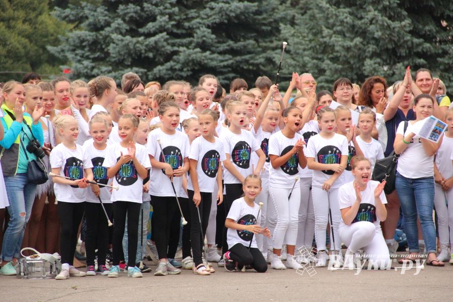 Лучшие мажоретки и барабанщицы награждены (ФОТО)