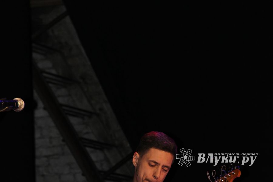 Большой сольный концерт «V.V. and Band» состоялся в Великих Луках