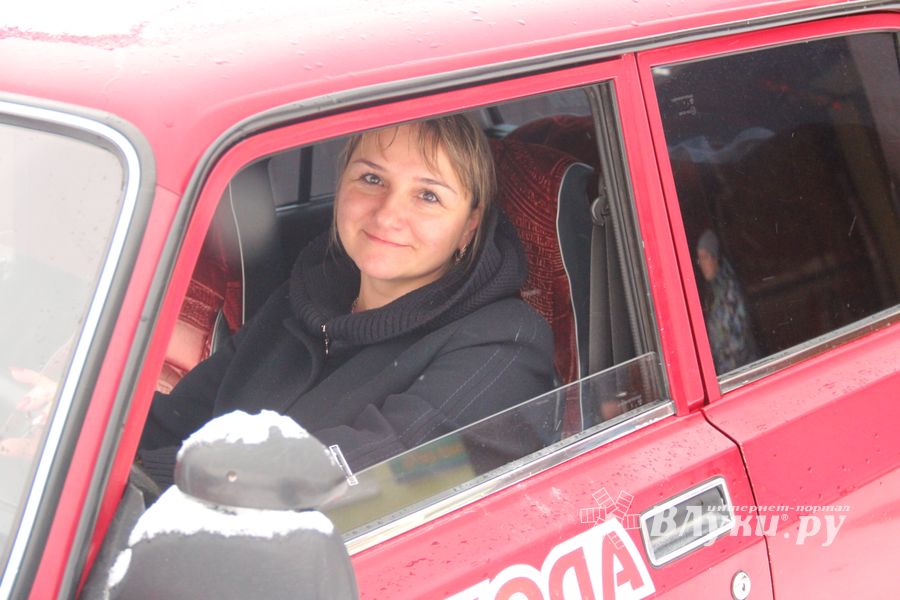Великолукские автоледи боролись за звание «Леди Виртуоз» (ФОТО)