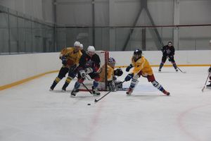 ХК «Экспресс» разгромил «Юниоров» (ФОТО)