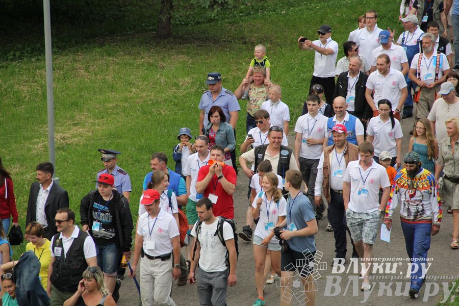 Открытие 19-й Международной встречи воздухоплавателей в Великих Луках