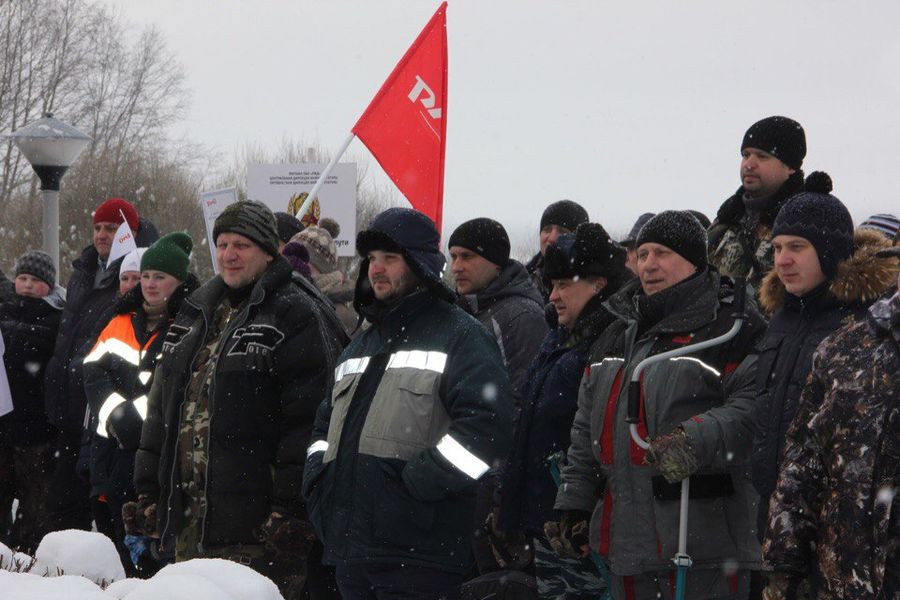 Команда железнодорожников из Великих Лук заняла первое место в соревновании по подледному рыболовству (ФОТО)