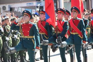 Военный парад в Великих Луках, часть II (ФОТО)