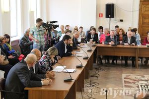 В Великих Луках 68% расходов бюджета приходится на финансирование учреждений социальной сферы (фото)