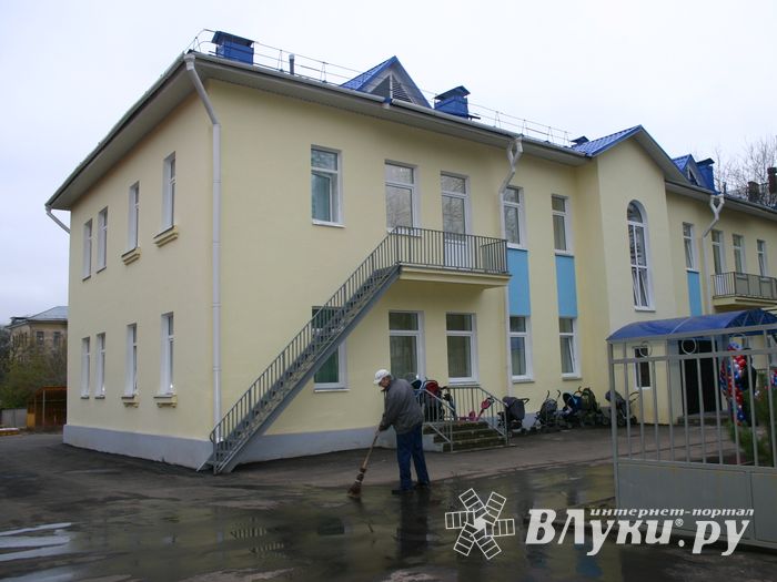 Губернатор области принял участие в торжественной церемонии открытия нового детского сада (ФОТО)