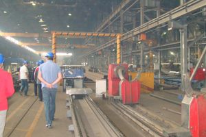 Сотрудники транспортного комитета оценили качество производства металлических изделий для путепровода в Великих Луках (ФОТО)