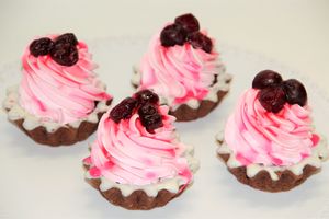 Весной даже тортики становятся легче и воздушней (ФОТО)