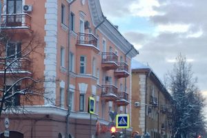 На улицы Великих Лук вышли снегоуборочные машины (ФОТО)