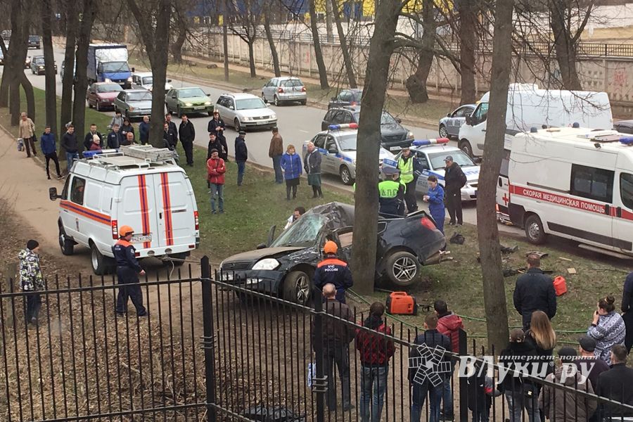 ДТП произошло на проспекте Гагарина (ФОТО)