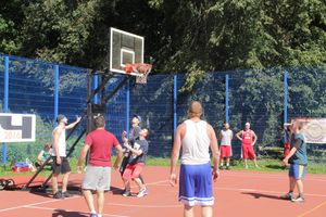 «Оранжевый мяч» в Великих Луках в День физкультурника (ФОТО)