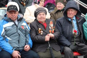 В Великих Луках прошел Парад Победы (ФОТО)