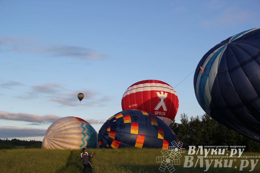 Пилоты совершили третий спортивный полет