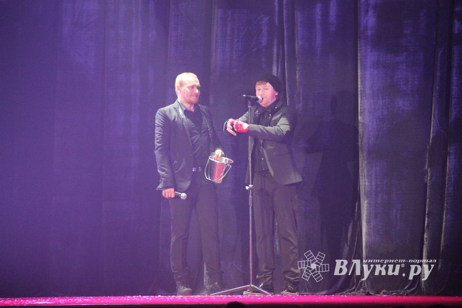 Состоялся концерт братьев Сафроновых «Империя иллюзий» (фото)
