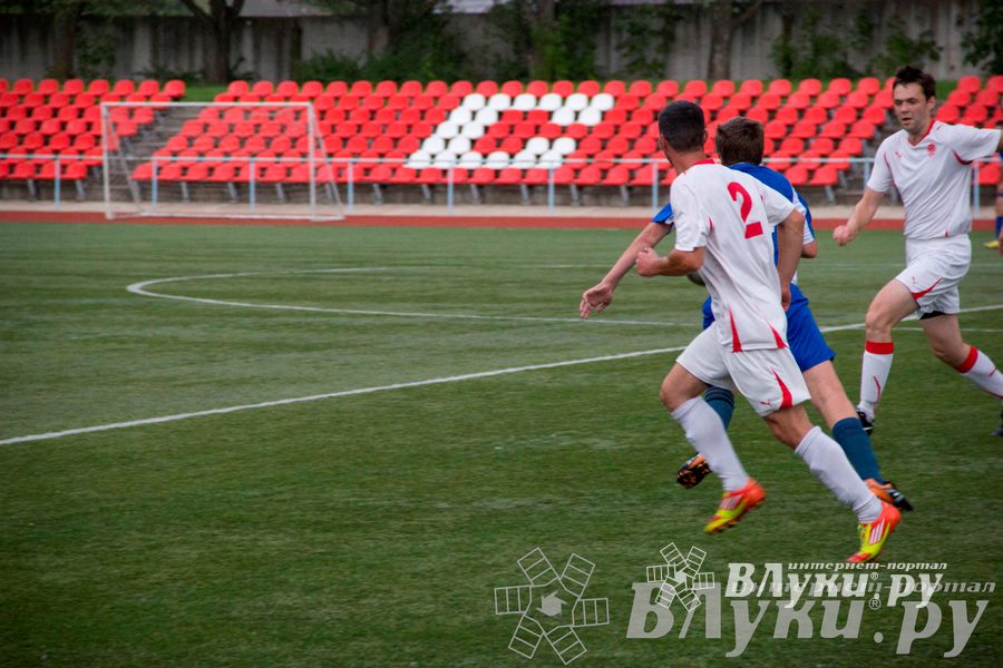 Футбольный матч «Экспресс-2» — «КПРФ»