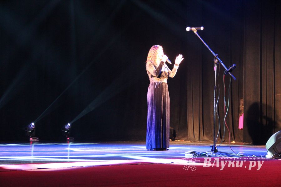 В Великих Луках состоялся финальный концерт медиа проекта «Новые Голоса на Новом Радио» (ФОТО)