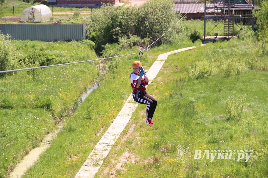 «Экстрим парк» приглашает друзей на троллей (ФОТО)