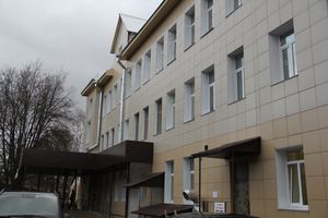 Андрей Турчак велел наладить работу томографа и улучшить вентиляцию в палатах Великолукской межрайонной больницы