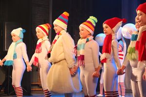 В ГДК им. Ленина встречают Новый год (ФОТО)