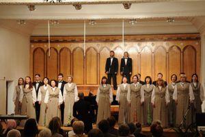 Артисты центра эстетического воспитания праздничным концертом поздравили людей мудрого возраста с праздником (фото)