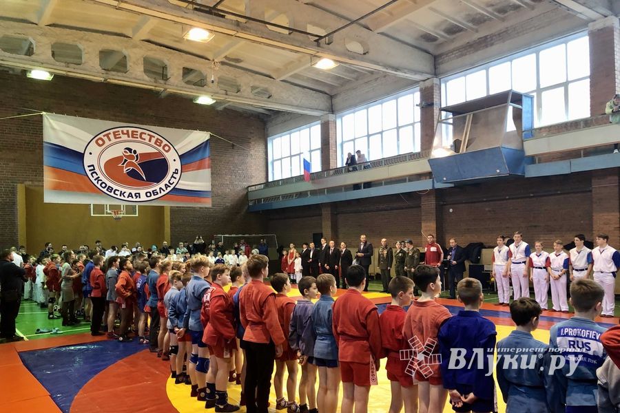 В Великих Луках прошли соревнования, посвященные памяти героев 6-й роты (ФОТО)