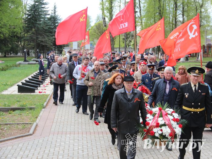 Великолучане почтили память героев Великой Отечественной (ФОТО)