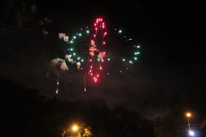 Салют в Великих Луках (ФОТО)