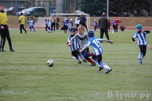 В Великих Луках прошел международный детский турнир по футболу «Наши надежды»