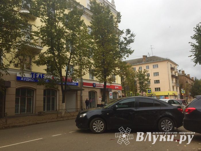 В Великих Луках столкнулись два Шевроле (ФОТО)