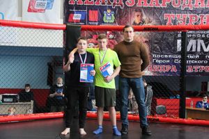 В Великих Луках прошел кубок по смешанному боевому единоборству (ФОТО)