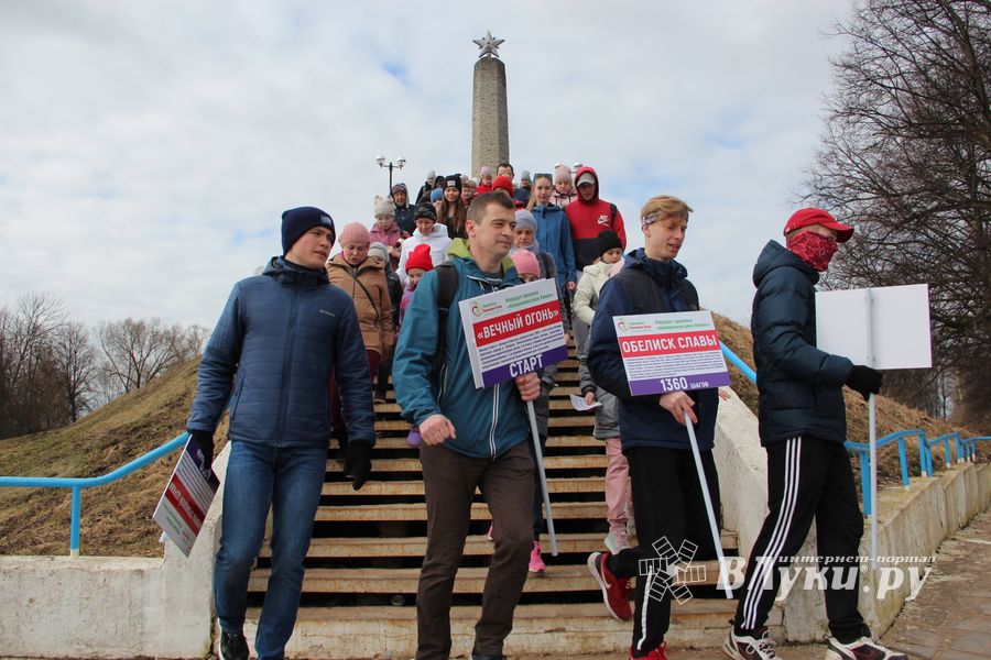 Великолучане присоединились к Всероссийской акции по ходьбе (ФОТО)