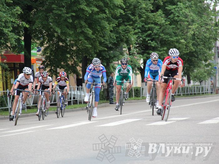 Гонка-критериум по велосипедному спорту